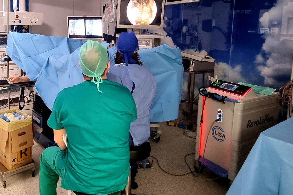 Intervento per ipertrofia prostatica benigna con laser, nella Clinica di Napoli Villa del Pino